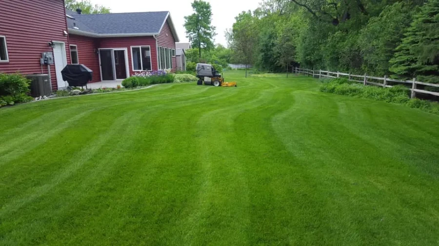 Professional Landscaping Contractor in Fargo, ND
